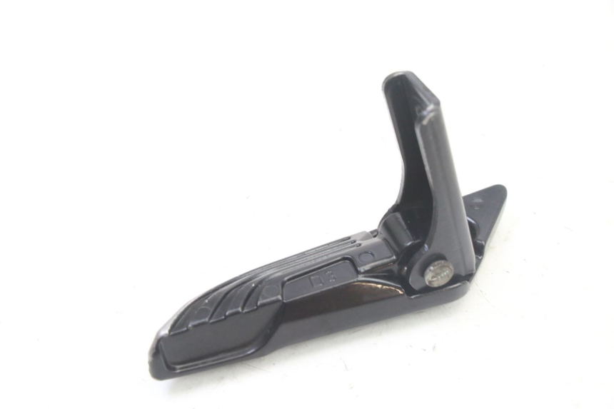 photo de FUSSRASTEN HINTEN LINKS APRILIA SR 2T 50 (2018 - 2022)