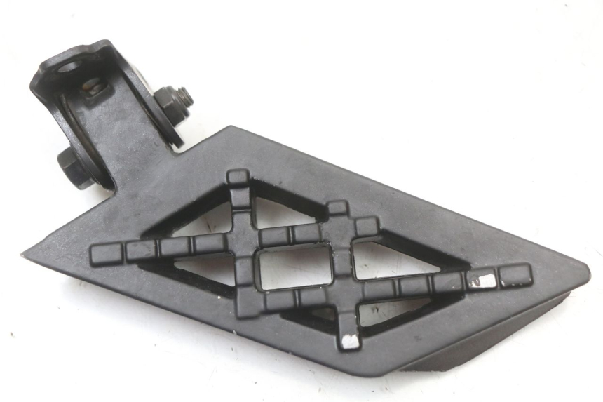 photo de FUSSRASTEN HINTEN LINKS PEUGEOT STREETZONE I 2T 50 (2018 - 2020)