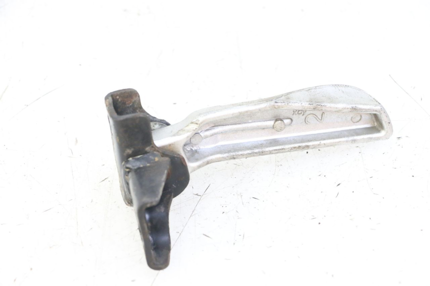 photo de FUSSRASTEN HINTEN LINKS PEUGEOT TWEET PRO CARGO 50 (2018 - 2020) - Details der Befestigungspunkte