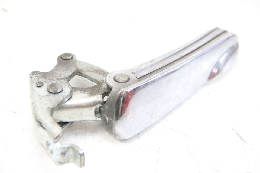 photo de FUSSRASTEN HINTEN LINKS PIAGGIO VESPA GRANTURISMO 125 (2003 - 2007)