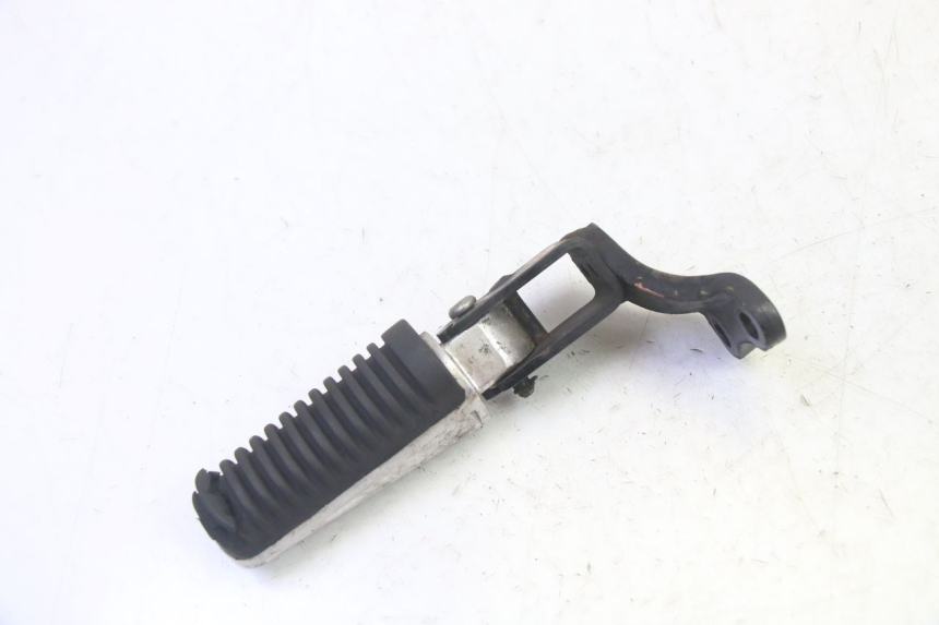 photo de FUSSRASTEN HINTEN LINKS YAMAHA X-MAX XMAX 250 (2006 - 2009)