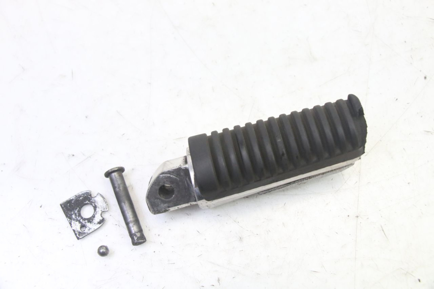 photo de FUSSRASTEN HINTEN LINKS YAMAHA XJ6 ABS 600 (2008 - 2016)