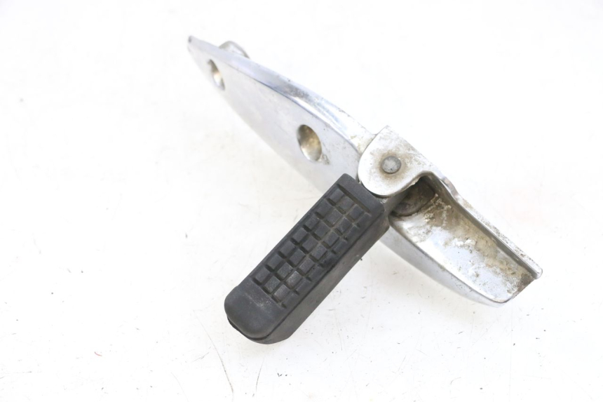 photo de FUSSRASTEN HINTEN LINKS KYMCO ZING 125 (1997 - 2003) - Details der Befestigungspunkte