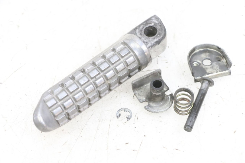 photo de FUSSRASTEN HINTEN LINKS KAWASAKI ZR 7 750 (1999 - 2001) - Hauptansicht