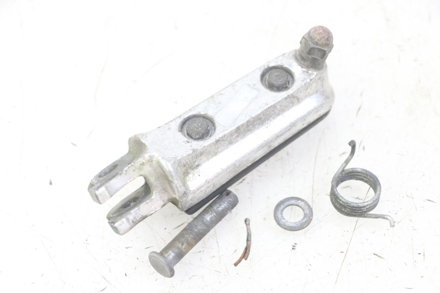 photo de FUSSRASTEN VORN RECHT HONDA CBF 500 (2004 - 2007)