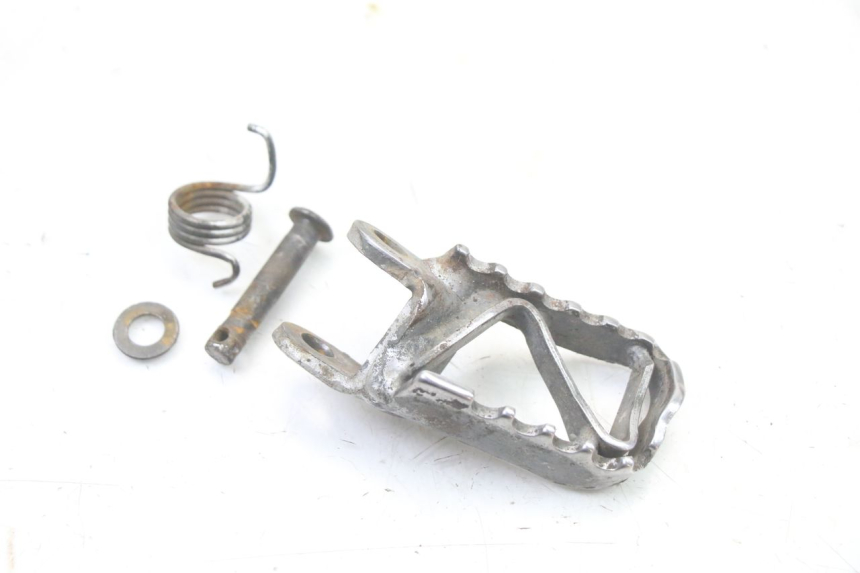 photo de FUSSRASTEN VORN RECHT HONDA CR 85 (2003 - 2007)