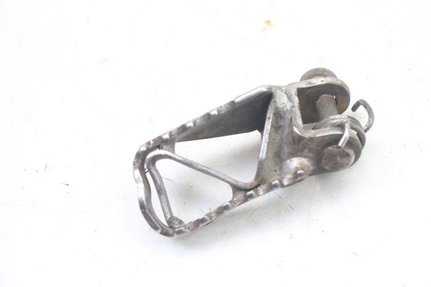 photo de FUSSRASTEN VORN RECHT HONDA CR 85 (2003 - 2007)