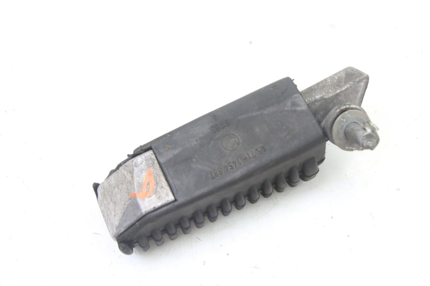 photo de FUSSRASTEN VORN RECHT BMW K 75 RT 750 (1989 - 1997)