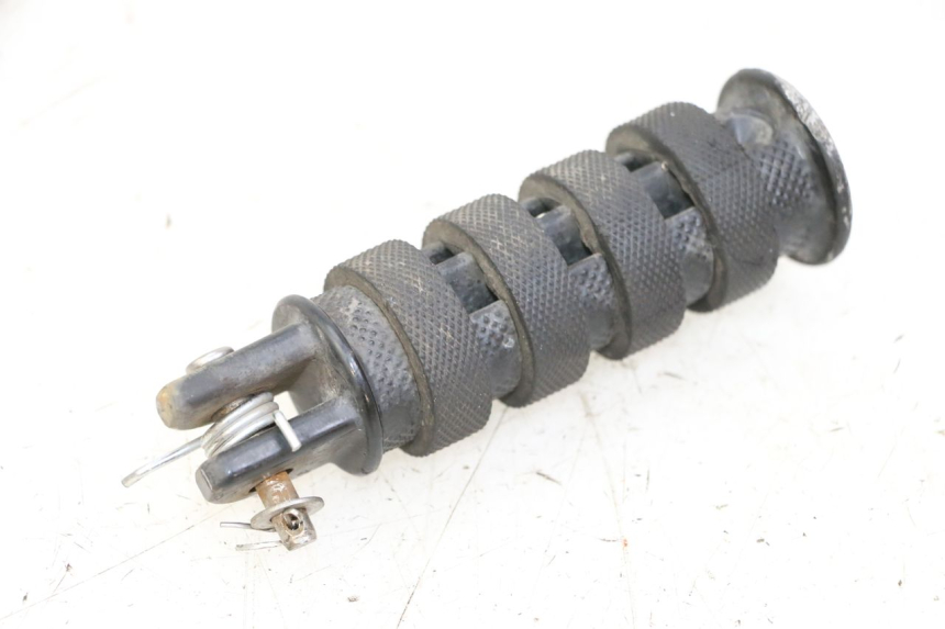 photo de FUSSRASTEN VORN RECHT KEEWAY K-LIGHT KLIGHT 125 (2018 - 2025)