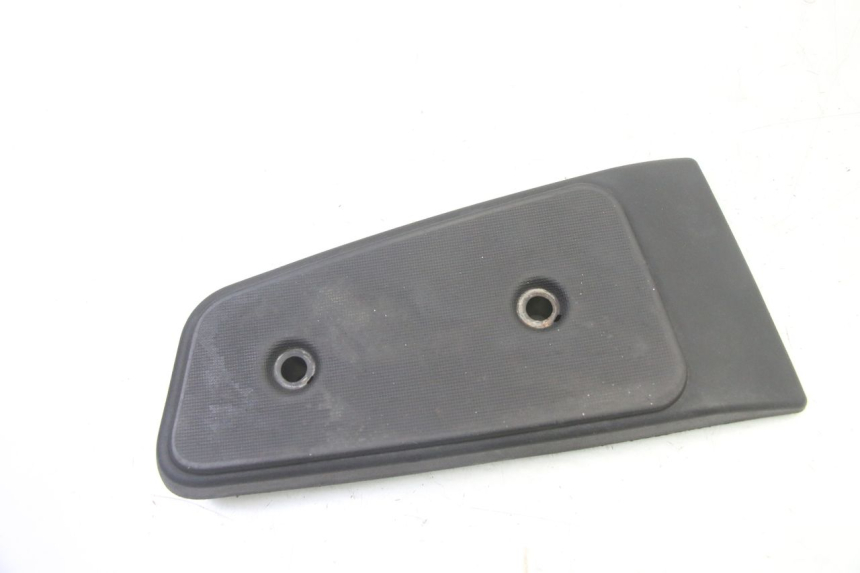 photo de FUSSRASTEN VORN RECHT PIAGGIO MP3 RL 250 (2007 - 2010)