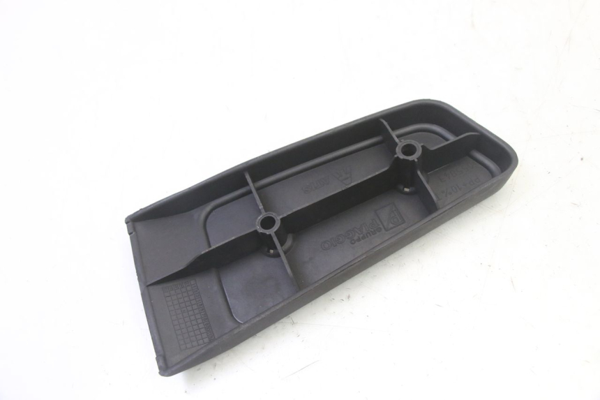photo de FUSSRASTEN VORN RECHT PIAGGIO MP3 RL 250 (2007 - 2010)