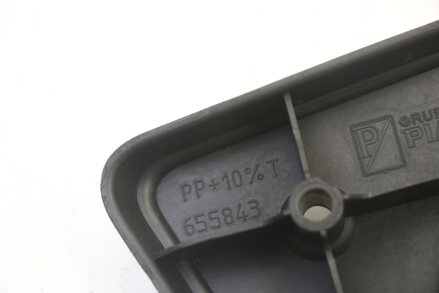 photo de FUSSRASTEN VORN RECHT PIAGGIO MP3 RL 250 (2007 - 2010)