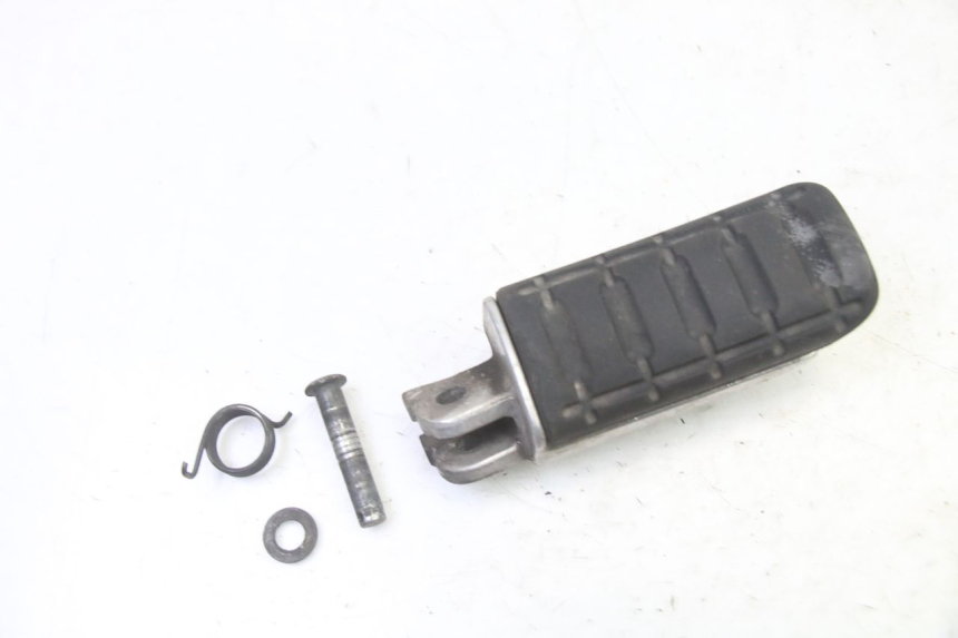 photo de FUSSRASTEN VORN RECHT HONDA NTV DEAUVILLE 650 (2001 - 2006)