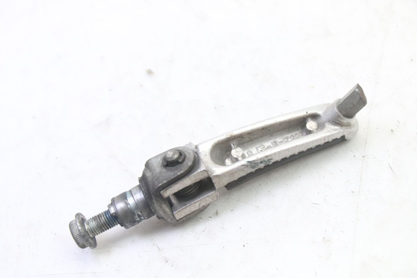 photo de FUSSRASTEN VORN RECHT SUZUKI SV S 650 (2003 - 2009)