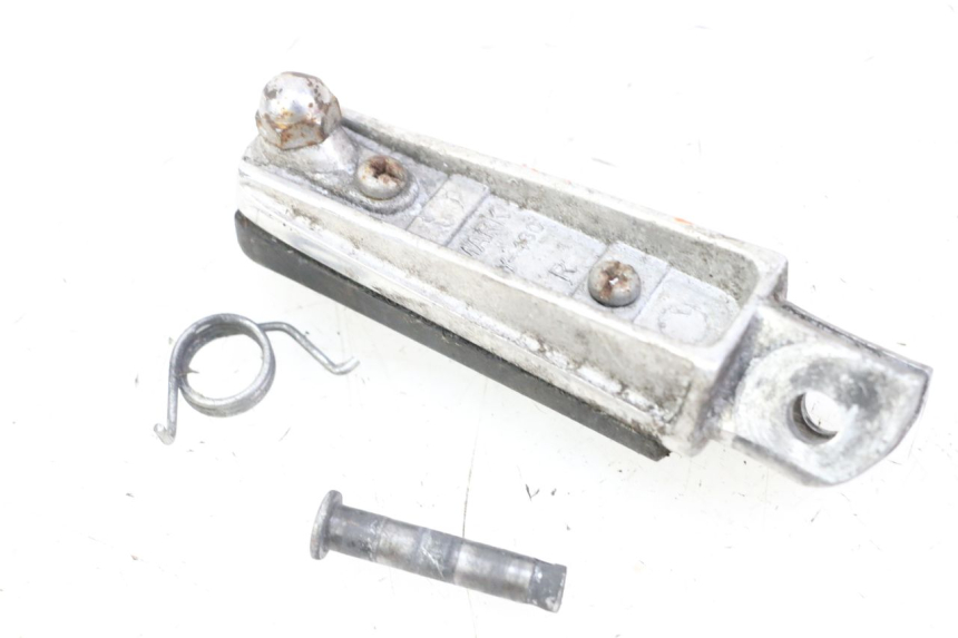 photo de FUSSRASTEN VORN RECHT YAMAHA XJ6 ABS 600 (2008 - 2016)
