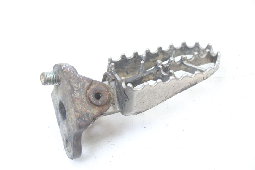 photo de FUSSRASTEN VORN RECHT YAMAHA YZ-F YZF 250 (2007 - 2013)