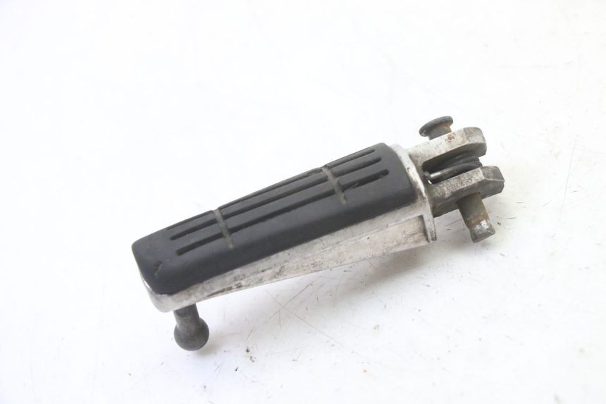 photo de FUSSRASTEN VORN LINKS YAMAHA FZ6 FAZER S2 600 (2007 - 2011)