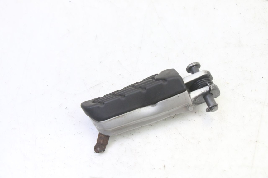 photo de FUSSRASTEN VORN LINKS BMW G310 R 310 (2016 - 2020)