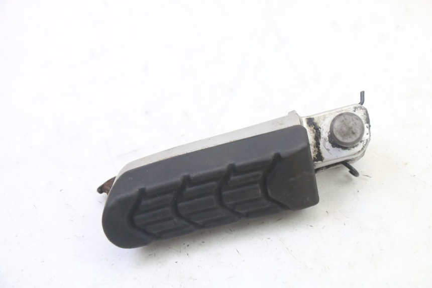 photo de FUSSRASTEN VORN LINKS BMW G310 R 310 (2016 - 2020)