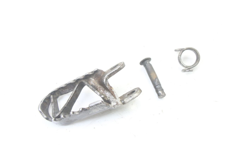 photo de FUSSRASTEN VORN LINKS HONDA CR 85 (2003 - 2007)