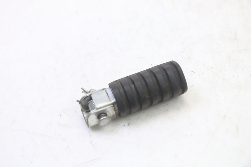 photo de FUSSRASTEN VORN LINKS YAMAHA PW 50 (1984 - 2020)