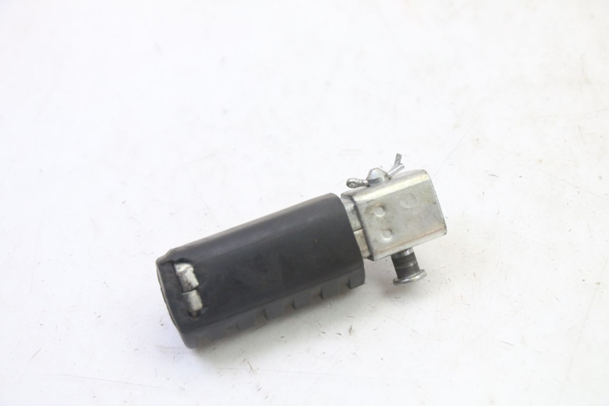photo de FUSSRASTEN VORN LINKS YAMAHA PW 50 (1984 - 2020)