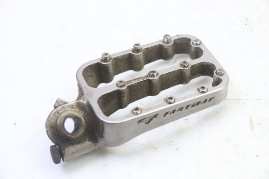 photo de FUSSRASTEN VORN LINKS KTM SUPERENDURO R 950 (2005 - 2009)