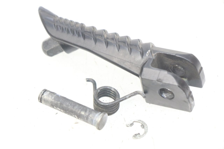 photo de FUSSRASTEN VORN LINKS SUZUKI GSX-R GSXR 750 (2011 - 2016)