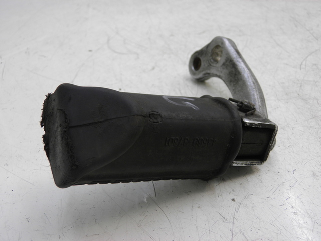 photo de FUSSRASTEN VORN LINKS SUZUKI TU X TUX VOLTY 125 (1999 - 2001)