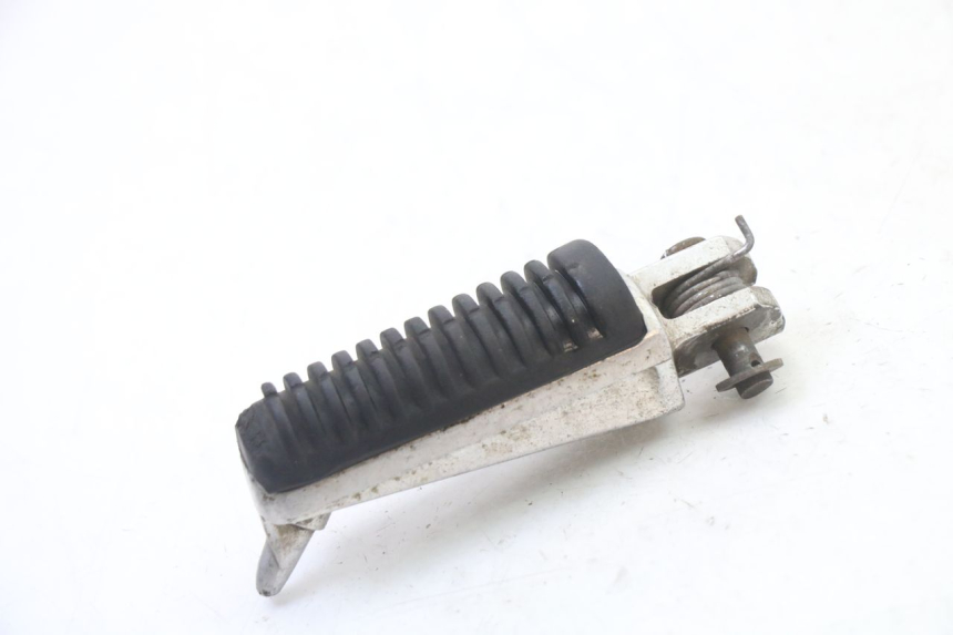 photo de FUSSRASTEN VORN LINKS YAMAHA TDR DELTABOX 125 (1993 - 2003)