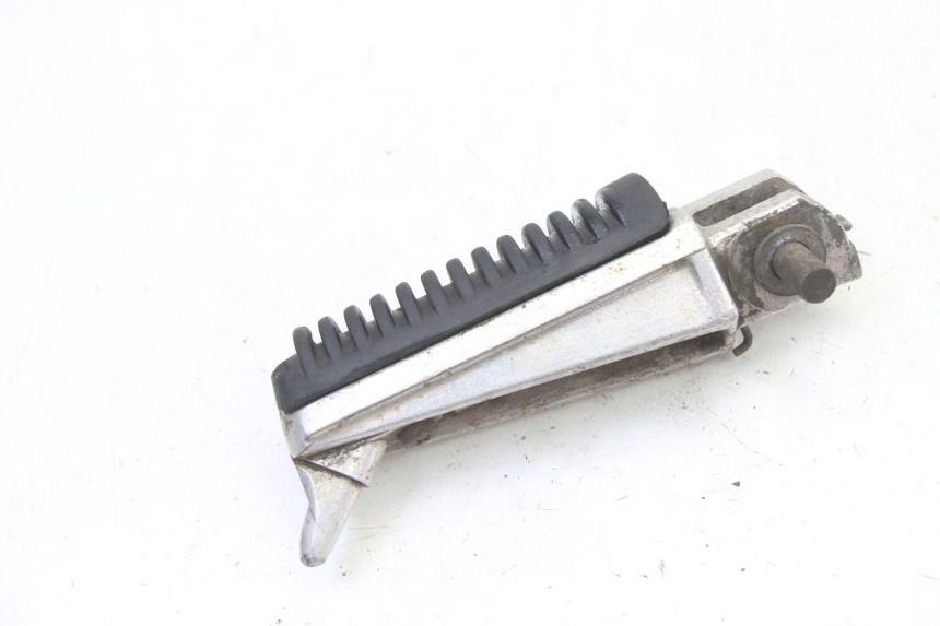 photo de FUSSRASTEN VORN LINKS YAMAHA TDR DELTABOX 125 (1993 - 2003)