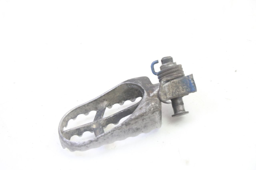 photo de FUSSRASTEN VORN LINKS YAMAHA YZ 125 (1998 - 2005)