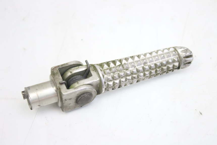 photo de LINKER VORDERER FUßRASTEN YAMAHA YZF R1 1000 (2007 - 2008)