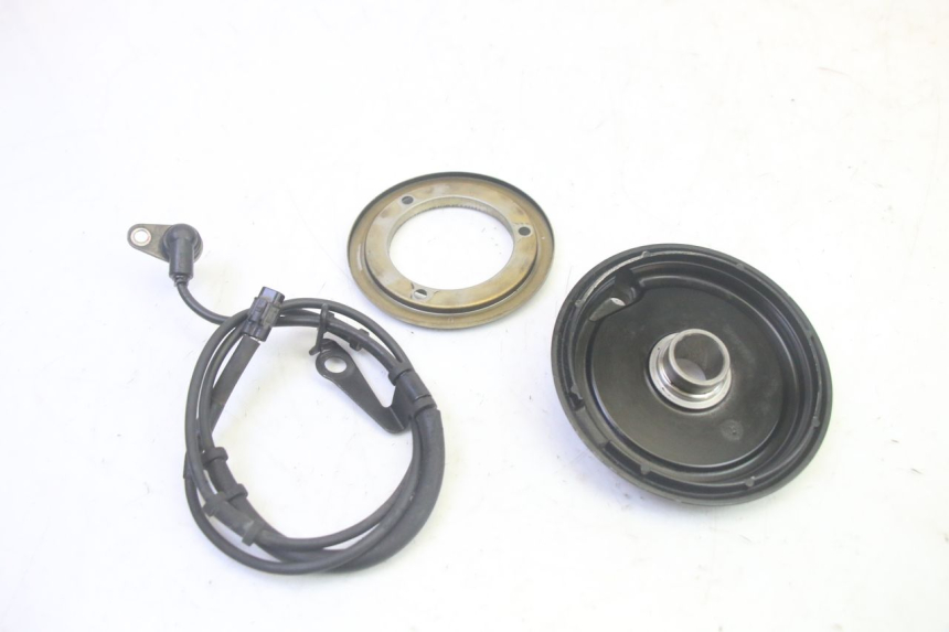 photo de HINTERER ABS-SENSOR YAMAHA FJR ABS 1300 (2006 - 2012) - Detailansicht des Bauteils