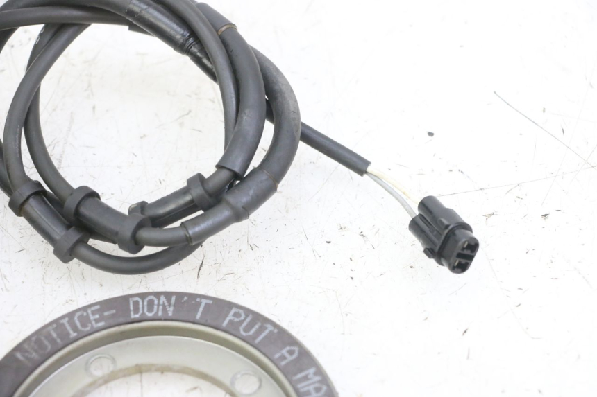photo de ABS SENSOR HINTEN YAMAHA XJ6 ABS 600 (2008 - 2016)