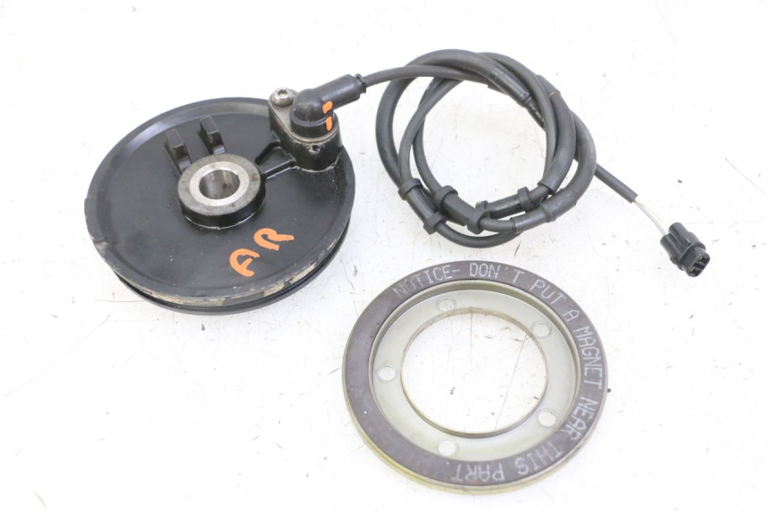 photo de ABS SENSOR HINTEN YAMAHA XJ6 ABS 600 (2008 - 2016)
