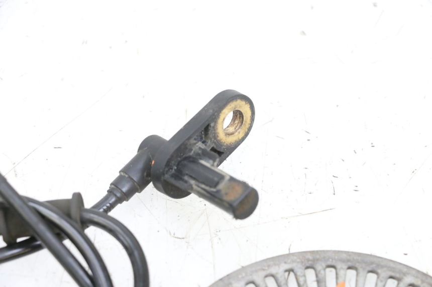 photo de ABS SENSOR VORNE SUZUKI BURGMAN 650 (2013 - 2020)