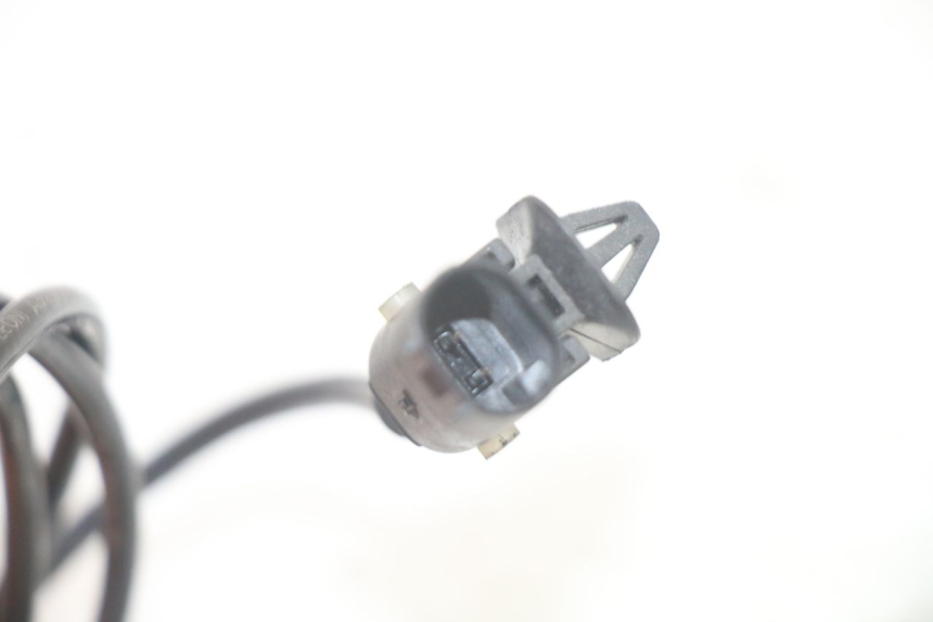 photo de ABS SENSOR VORNE PIAGGIO MP3 500 (2016 - 2018) - Charakteristische Merkmale