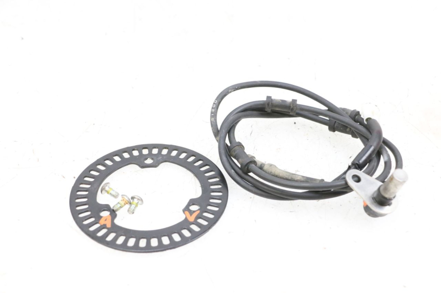 photo de ABS SENSOR VORNE YAMAHA MT-07 MT07 ABS 700 (2018 - 2020) - Detailansicht des Bauteils
