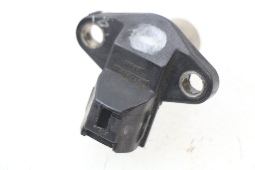 photo de NOCKENWELLENSENSOR SUZUKI BURGMAN 650 (2002 - 2004) - Technische Nahaufnahme