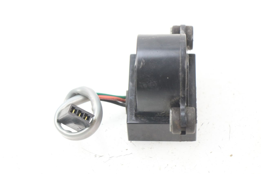 photo de STURZSENSOR HONDA FES PANTHEON 125 (2003 - 2007)