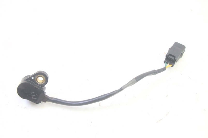 photo de DROSSELKLAPPENSENSOR PIAGGIO MP3 HPE 350 (2018 - 2020) - Zoom auf Gebrauchszustand