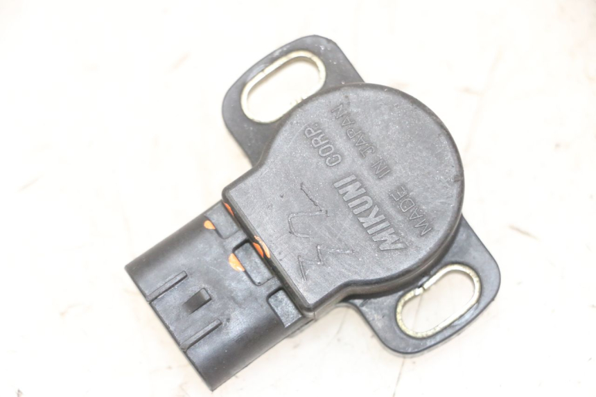 photo de DROSSELKLAPPENSENSOR YAMAHA FZS FAZER 600 (2001 - 2003)