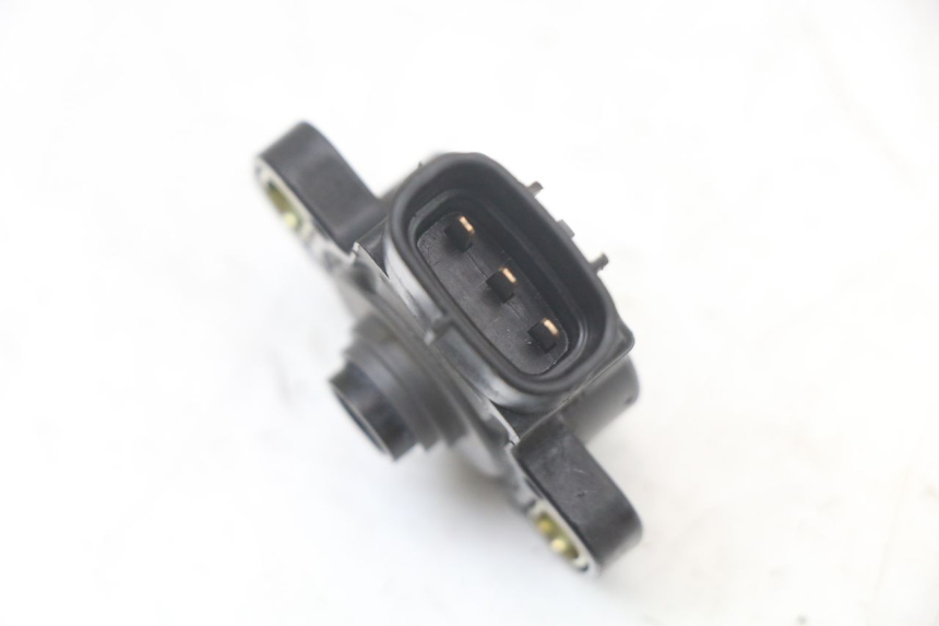 photo de DROSSELKLAPPENSENSOR YAMAHA XJS DIVERSION 600 (1997 - 1999)