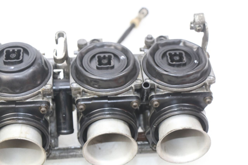 photo de VERGASER HONDA CBR RR FIREBLADE 900 (1992 - 1994)