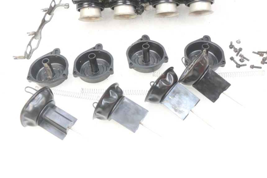 photo de VERGASER HONDA CBR RR FIREBLADE 900 (1992 - 1994)