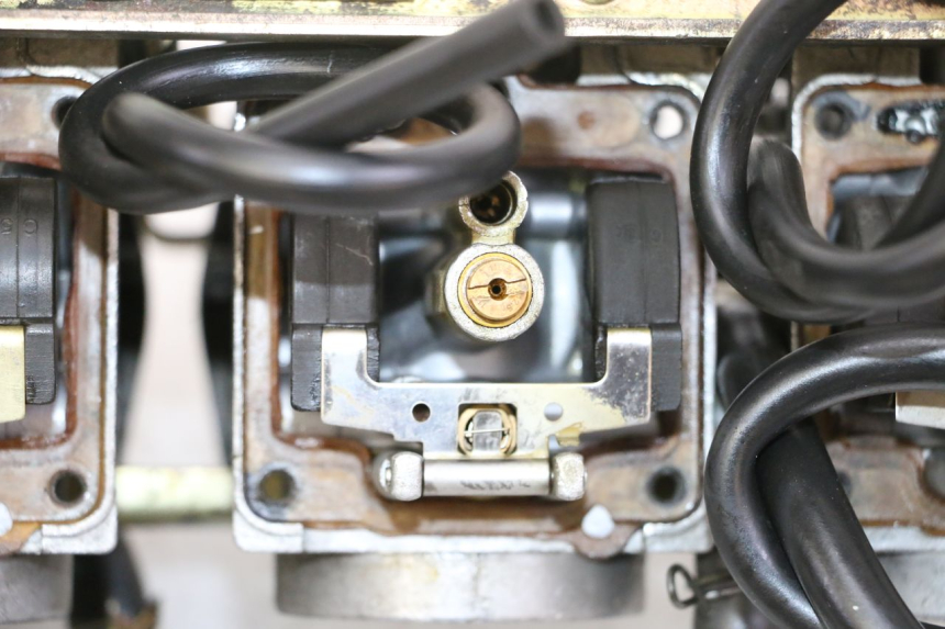 photo de VERGASER YAMAHA FJ 36Y 1100 (1984 - 1985)