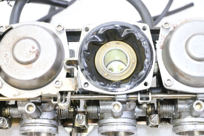 photo de VERGASER YAMAHA FJ 36Y 1100 (1984 - 1985)