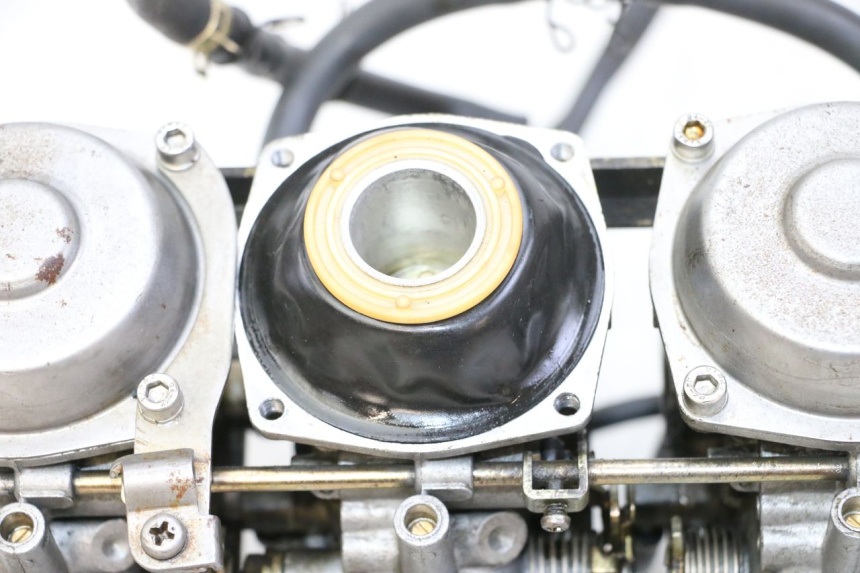 photo de VERGASER YAMAHA FJ 36Y 1100 (1984 - 1985)