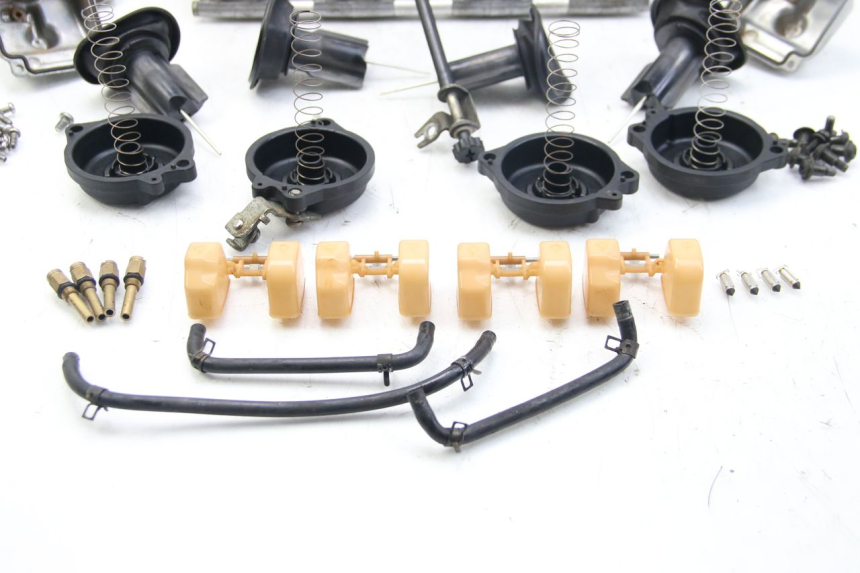 photo de VERGASER YAMAHA FZS FAZER 600 (2001 - 2003)